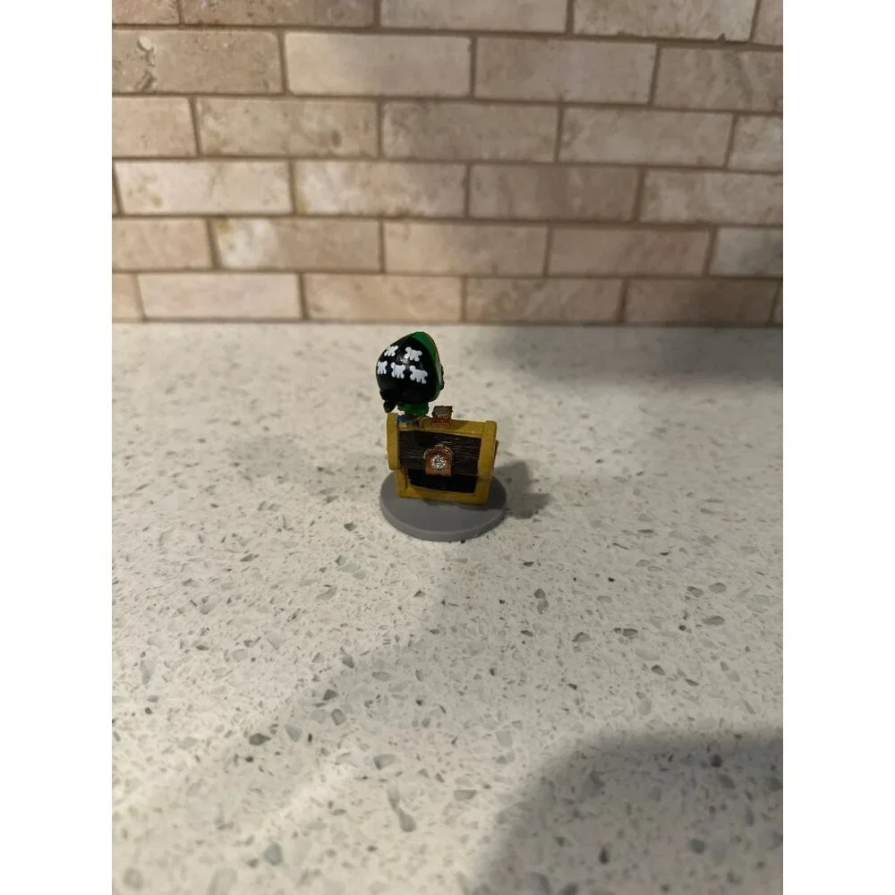 Disney Store Peter Pan Parrot Figure Collectible‎
